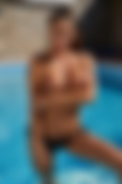 [photodromm.com] 2018-02/[photodromm.com] - 2018.02.14 - Isabelle - Pools Of Blue (x50) 2000x3000/10l.jpg