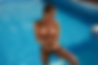 [photodromm.com] 2018-02/[photodromm.com] - 2018.02.14 - Isabelle - Pools Of Blue (x50) 2000x3000/16l.jpg