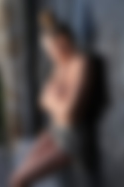 [photodromm.com] 2015-01/[photodromm.com] - 2015.01.18 - Vivien - Shades Of Grey (x50) 1333x2000/14l.jpg