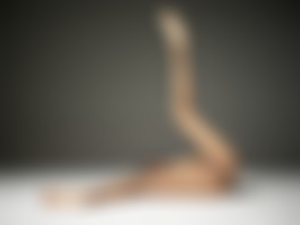 2021.04.21_Hegre.com_Clau_Body-Language/Clau_Body-Language_30.jpg