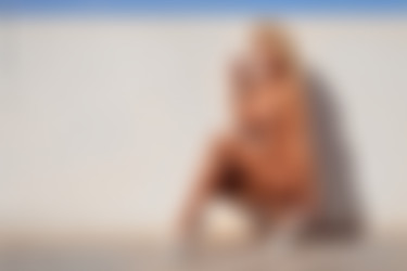 [photodromm.com] 2015-12/[photodromm.com] - 2015.12.24 - Brigitta - Red, White & Blonde II (x50) 2000x3000/34l.jpg