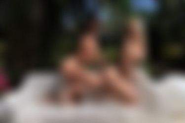 [photodromm.com] 2015-02/[photodromm.com] - 2015.02.24 - Stevie & Ella Mai - Breakfast (x46) 1333x2000/22l.jpg