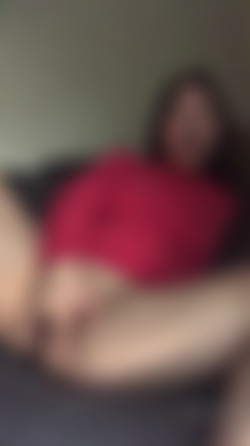 nicling/vids/20190909-59059287-I_love_the_sound_of_a_wet_pussy.mp4