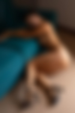 [PHD] 2024-11/18 Jenielou - Exploring The Sofa 2/33l.jpg