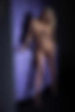 [photodromm.com] 2015-02/[photodromm.com] - 2015.02.18 - Bexie - Dangerous II (x50) 1333x2000/45l.jpg