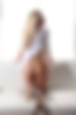 photodromm.com - 2012-12/janine - 05 - daydreamer/21l.jpg