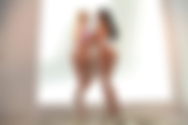 [photodromm.com] 2015-01/[photodromm.com] - 2015.01.02 - Stevie & Ellamai - Double Fantasy (x46) 1333x2000/02l.jpg