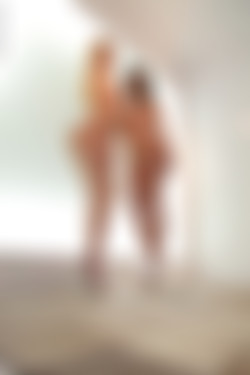 [photodromm.com] 2015-01/[photodromm.com] - 2015.01.02 - Stevie & Ellamai - Double Fantasy (x46) 1333x2000/29l.jpg