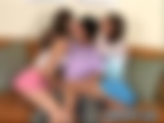 InTheVip.com_SiteRIP_[torrents.ru]/InTheVIP.com - Brooke (Looking Up).wmv
