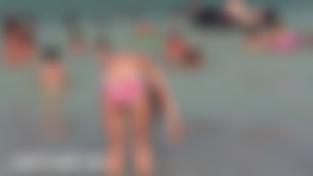 [ u-got-it-flaunt-it — VIDEO 2019–2020 ]/2019/2019-07-24 - Melania.mp4